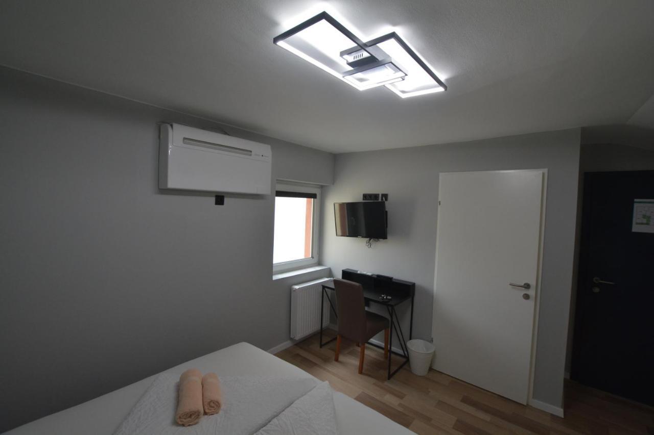 Stadthotel Das フィラハ エクステリア 写真